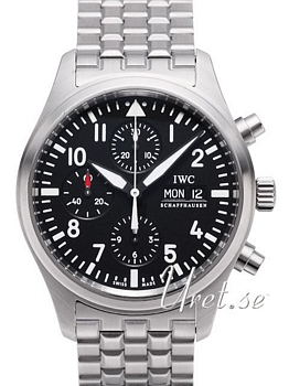 IWC Pilots Classic Chronograph Black Dial Bracelet IWC Pilots Classic Chronograph Black Dial Bracelet
